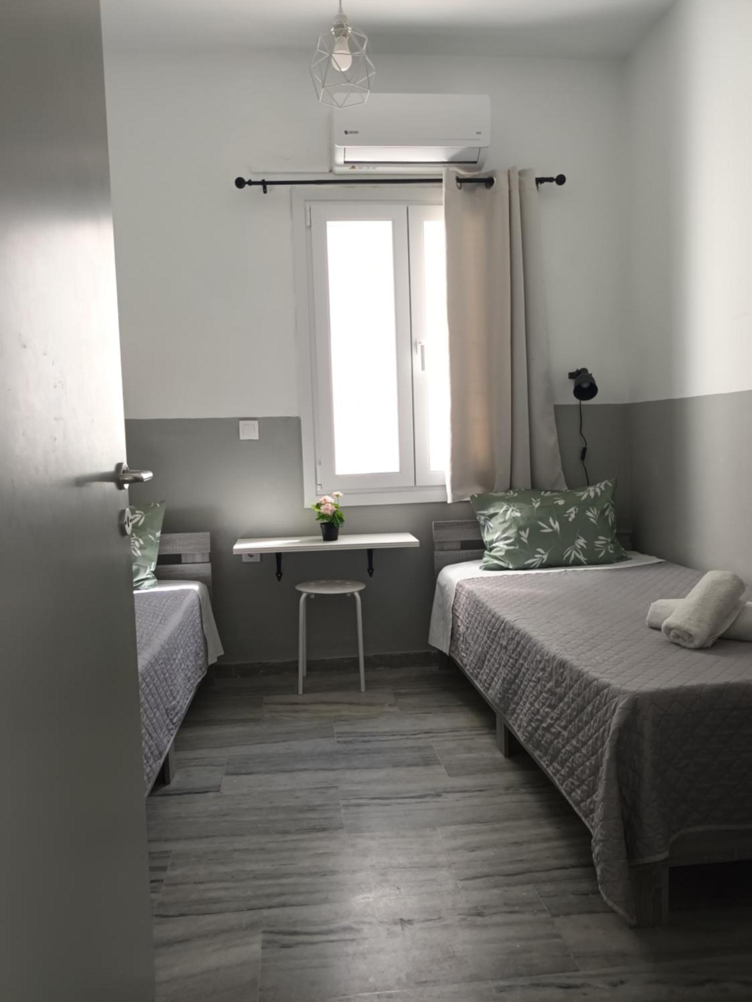Athina'S Blue Studios Науса Екстериор снимка